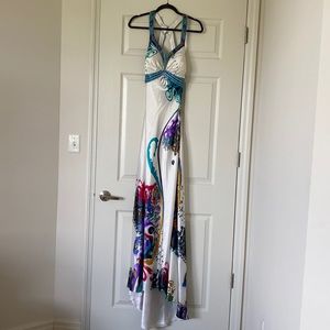 Neblon Patterned prom dress